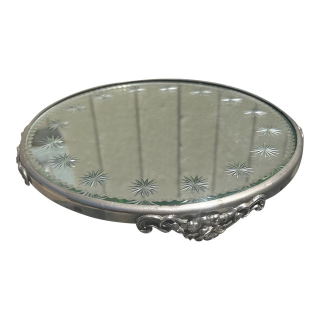 Victorian Etched Plateau Mirror With Starburst Design and a Rope Design on the Edge For Sale