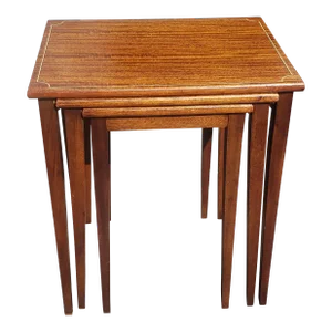 1950s Brandt Fine Furniture Refinished Genuine Mahogany Nesting Tables