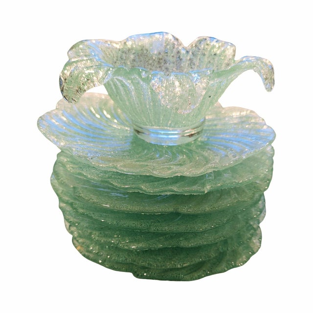 Murano "Fratelli Toso" Sea Foam Green Glass 7 Salad Plates and 5 Petal Shaped Fruit Bowls For Sale - Image 4 of 5