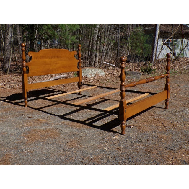 Vintage Ethan Allen Baumritter Solid Maple Full Double Cannonball Poster Bed For Sale - Image 9 of 17