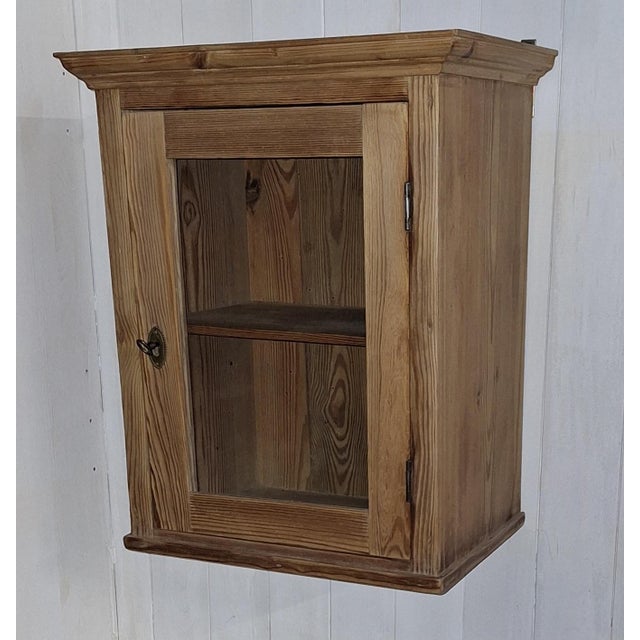 Antique German Spruce Wall Cabinet, 1900s, in Very Good conditions. Designed 1890 to 1919