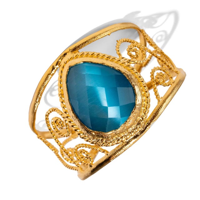 Early 21st Century Vintage Blue Cat Eye Chunky Cuff Bracelet For Sale - Image 5 of 7