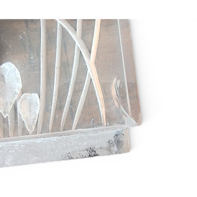 Antique Art-Deco Reverse Worked Illuminated Lucite Fish Bowl Aquarium Night / Accent Light, 1940s For Sale In New York - Image 6 of 9