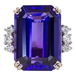 12cts Statement Tanzanite Ring with Natural Diamond Accents in 14k Gold Em 16x12mm, Size 6.75 For Sale