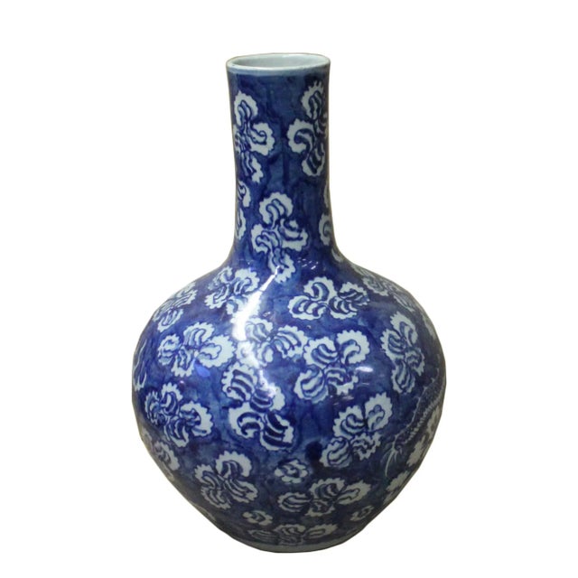 Chinese Dark Blue White Porcelain Dragon Flower Graphic Vase For Sale In San Francisco - Image 6 of 9