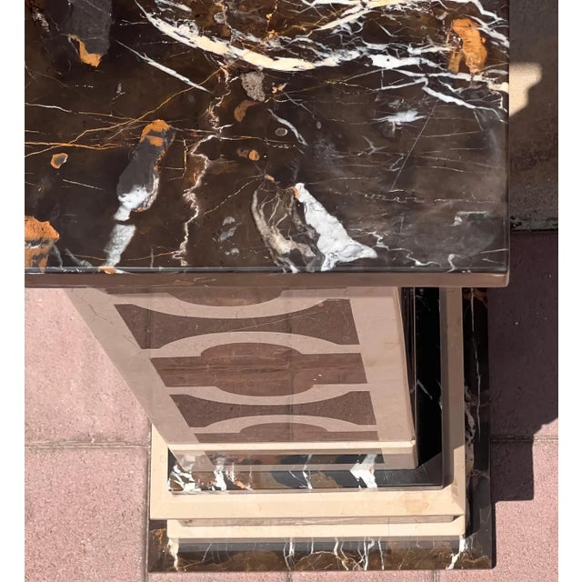 A Neoclassical Vintage Italian Marble Pedestal, 20Th Century For Sale - Image 11 of 12