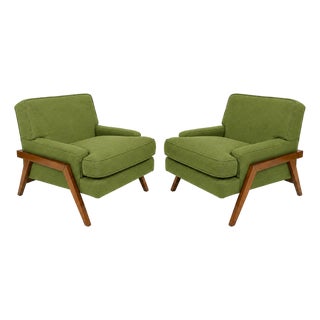 Mid Century Modern Lounge Chairs. - Pair For Sale