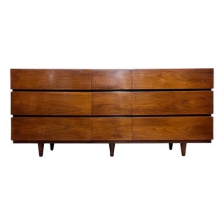 American of Martinsville Vintage Mid Century Modern 9 Drawer Lowboy Dresser, C. 1960s For Sale