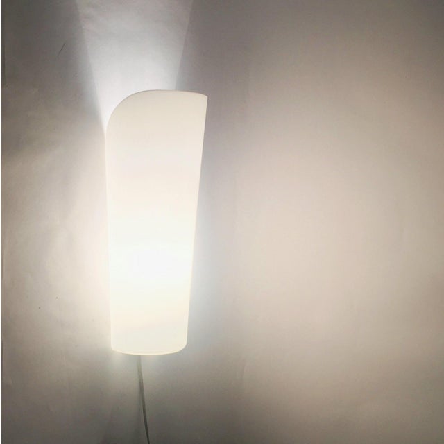 Large Mid-Century Modern Opaline Glass Wall Lamp by Wilhelm Wagenfeld for Peill & Putzler, Germany, 1950s For Sale - Image 6 of 11