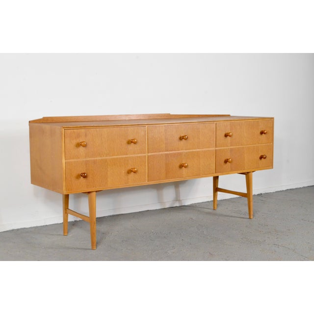 Mid-Century Modern Oak Sideboard from Meredew, 1960s For Sale - Image 3 of 10
