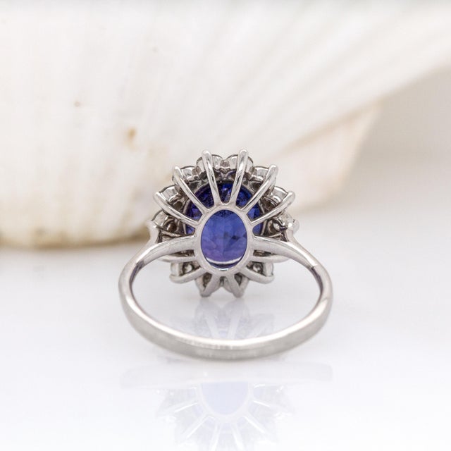 4.4cts Tanzanite Ring W Earth Mined Diamond Accent in 14k White Gold | Ov 10x8mm For Sale In Columbus - Image 6 of 7