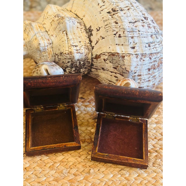 Small Shell Boxes, Set of 2 For Sale - Image 4 of 5