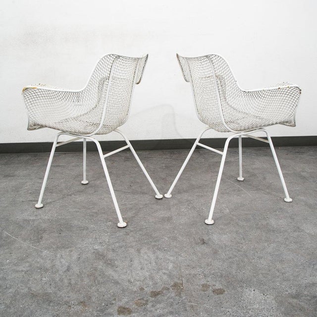1960s Mid Century Modern Patio Chairs Armchairs Set 4 White Russell Woodard Sculptura, Attributed For Sale - Image 5 of 10