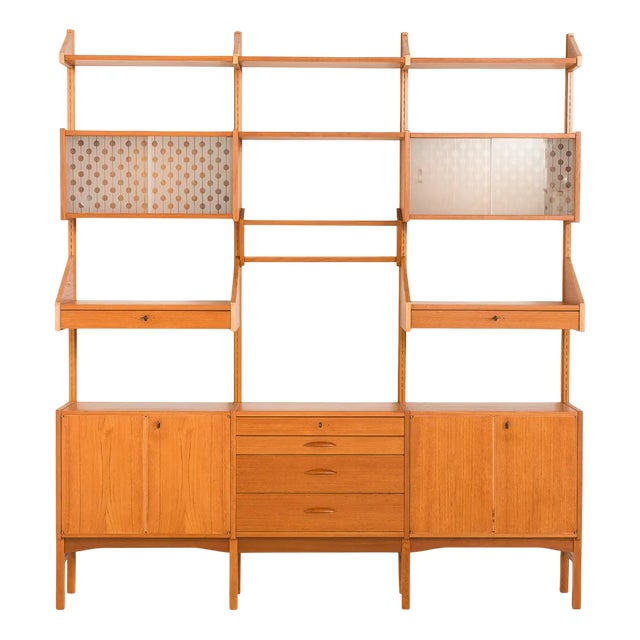 Mid-Century Modern Scandinavian Free Standing Teak Bookcase by Eidsvoll Møbelfabrikk, Norway, 1970s For Sale