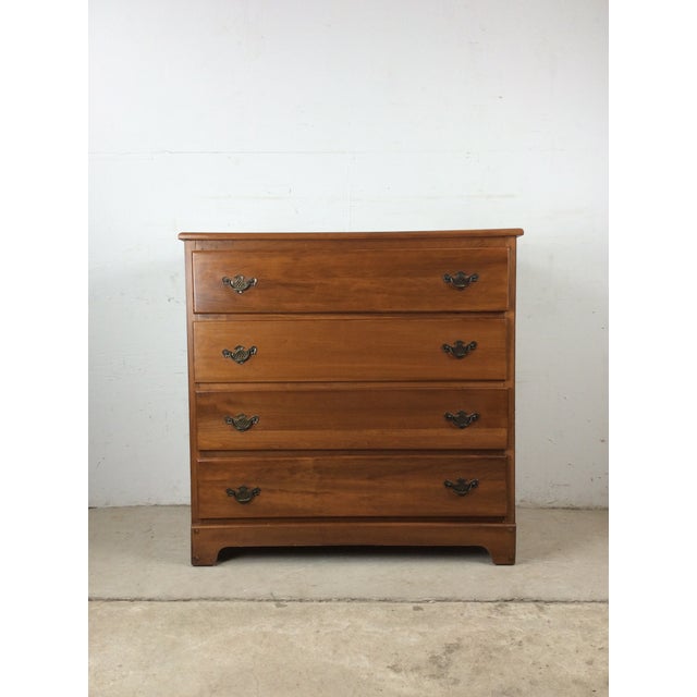 1960s Vintage Maple Chest of Four Drawers With Brass Hardware and Small Mirror For Sale - Image 5 of 17