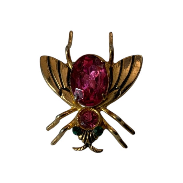 1950s Vintage Signed Pegasus Coro Red Rhinestone Fly Bug Pin Brooch For Sale - Image 5 of 6