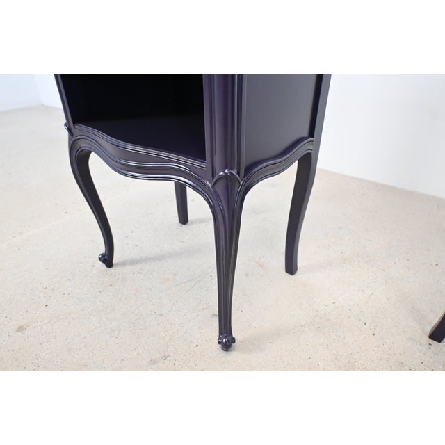 Drexel French Louis XV Style Dark Plum Nightstands, Pair | Newly Refinished For Sale - Image 11 of 15