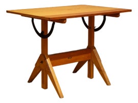 Example of Desks in San Francisco