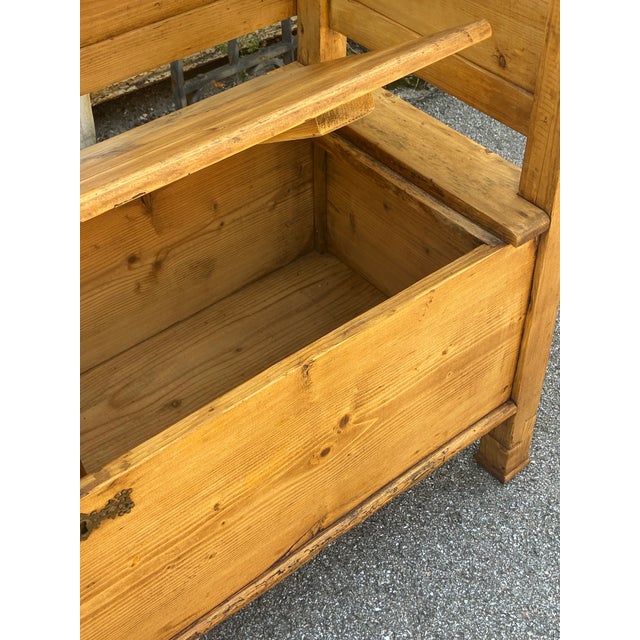 Pine Two Compartment Storage Bench or Settle For Sale - Image 10 of 18
