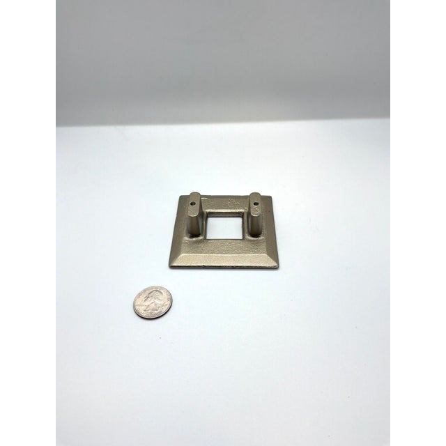 Modern Hickory Chair Modern Pull Champagne Silver For Sale - Image 3 of 4