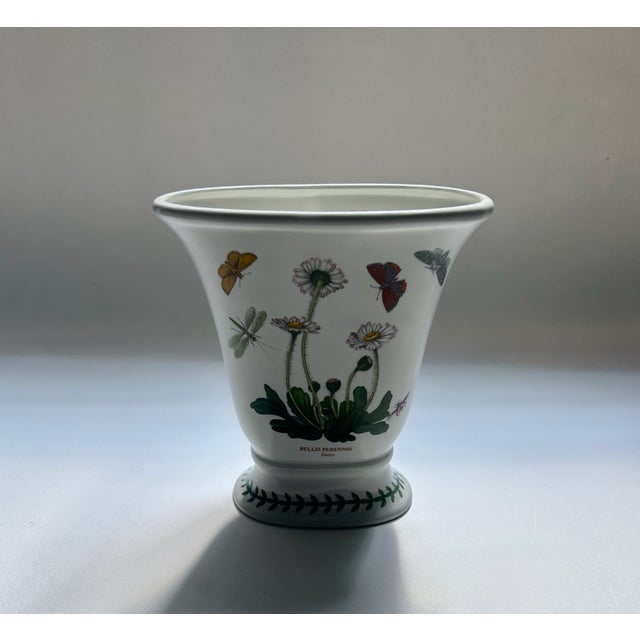 Daisy Botanic Garden Oval Ceramic Vase by Portmeirion, 1970’s For Sale - Image 17 of 17