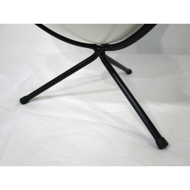 Metal Mid Century Zenith Bullet Planter W/ Tri Pod Stand For Sale - Image 7 of 9
