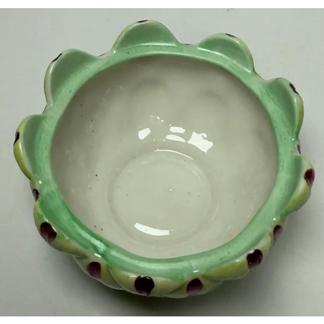 Sir Humphrey Wakefield “Stately Homes Artichoke Bird Box” by Mottahedeh Add a touch of English elegance to your décor with...