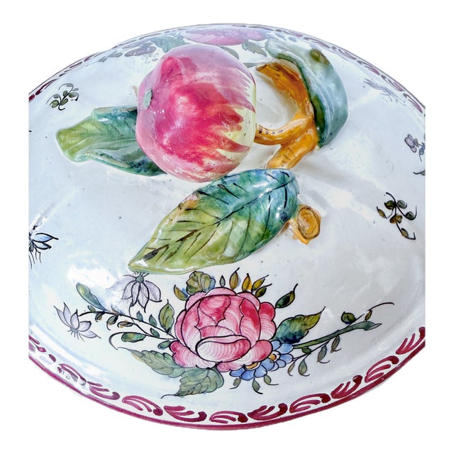 White Vintage Handpainted Fruit & Floral Lidded Tureen For Sale - Image 8 of 12