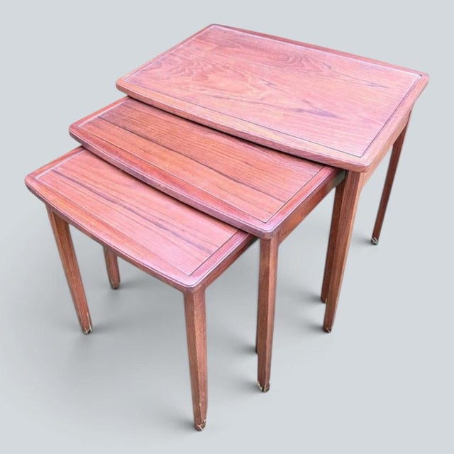 Vintage Teak Nesting Tables by Richard Hornby, 1960s, Set of 3 For Sale - Image 4 of 9