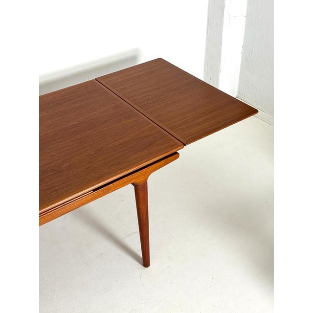 Extendable Dining Table in Teak by Johannes Andersen for Uldum Møbelfabrik, 1960s For Sale - Image 8 of 14