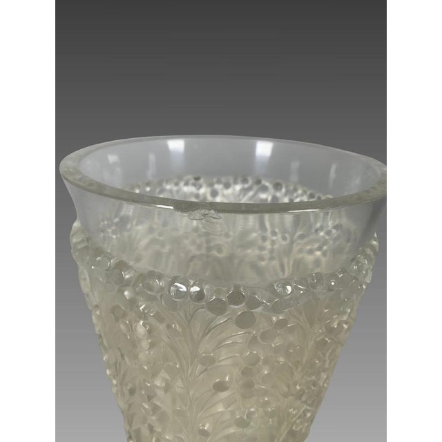 Mid-Century Modern Vintage Art Deco St. Tropez Vase by René Lalique for Lalique, 1937 For Sale - Image 3 of 8