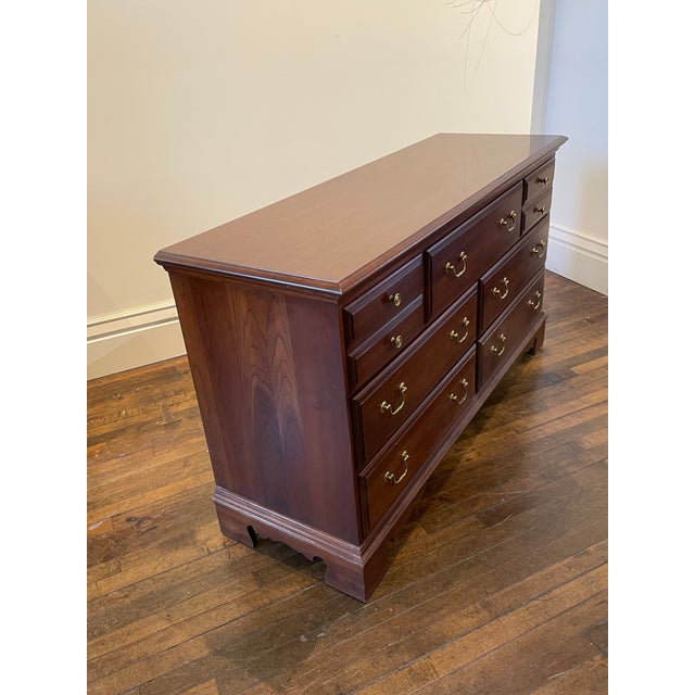 Chippendale 1990s Pennsylvania House Chippendale Cherry Dresser With Mirror For Sale - Image 3 of 15