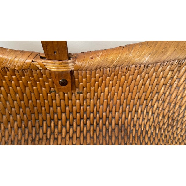 Late 20th Century Late 20th Century Large Antique Woven Grain Basket Chinese Bentwood Harvesting Basket For Sale - Image 5 of 9