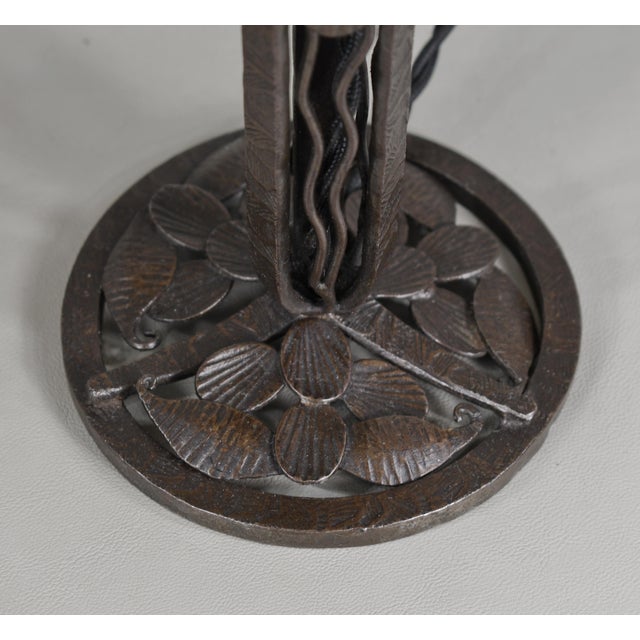 Darboy & Daum Pair of French Art Deco Orange & Yellow Glass Wrought Iron Table Lamp 1920ss For Sale - Image 6 of 13
