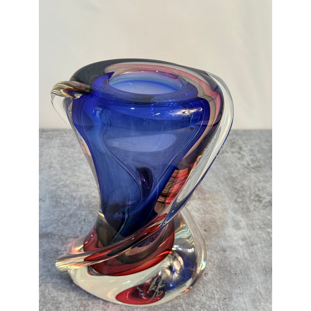Massimiliano Schiavon Authentic Hand-Blown Massimiliano Schiavon Murano Art Glass Twisted Sommerso Vase For Sale - Image 4 of 6