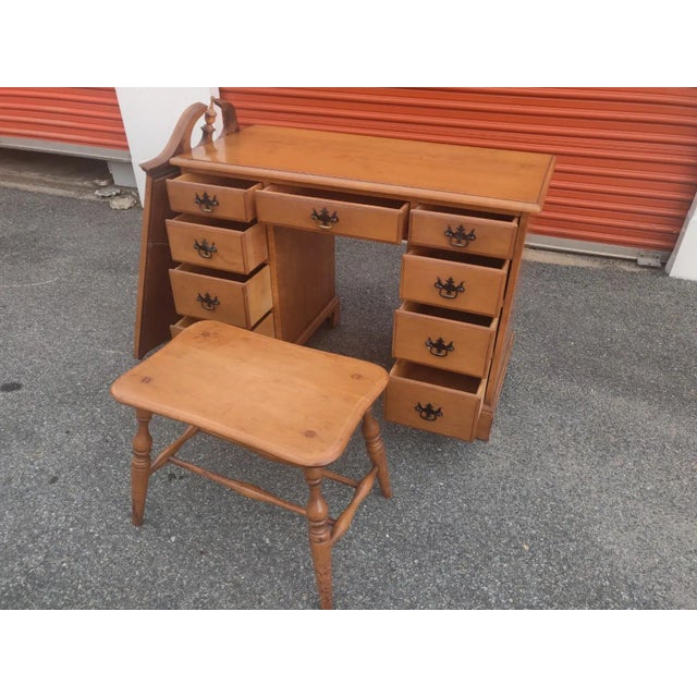 Early 20th Century Solid Maple Colonial Vantiy Dresser – Chippendale Style For Sale - Image 4 of 12