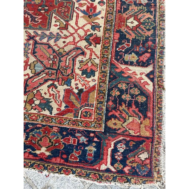 Large Heriz Rug, 1890s For Sale - Image 11 of 18