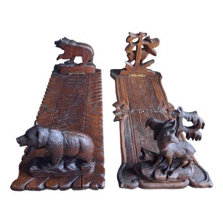 Walnut Wood Bookends from the Black Forest and Brienz, Switzerland, Set of 2 For Sale