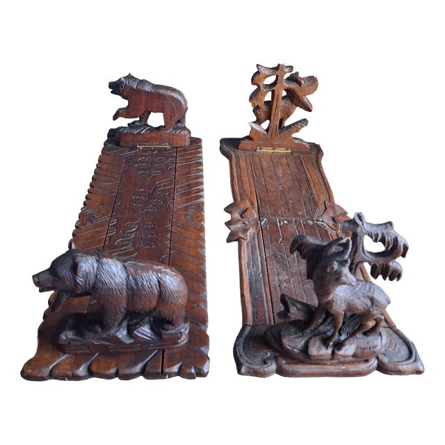 Walnut Wood Bookends from the Black Forest and Brienz, Switzerland, Set of 2 For Sale