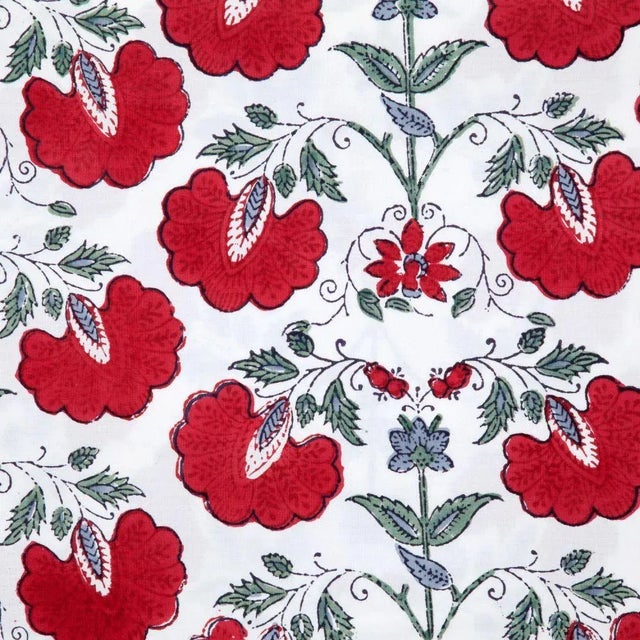 With an exuberant all-over flower pattern, the Janvi design presents a modern take on traditional, nature-inspired motifs....