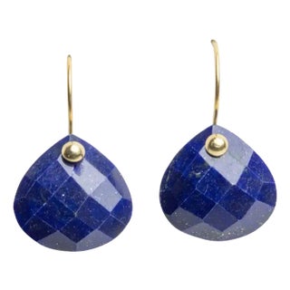 1990s Pair of Faceted Lapis Lazuli and 18 Karat Gold Drop Earrings For Sale