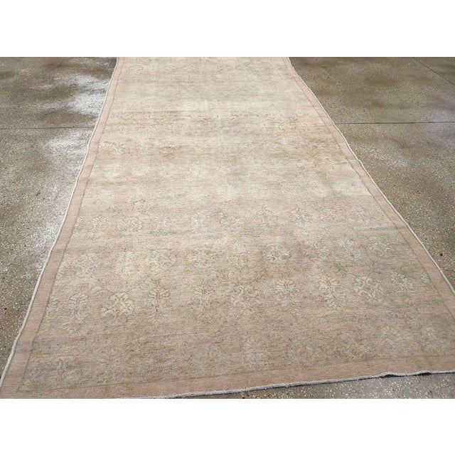 Beige Galerie Shabab Collection Mid-20th Century Turkish Anatolian Gallery Rug For Sale - Image 8 of 10