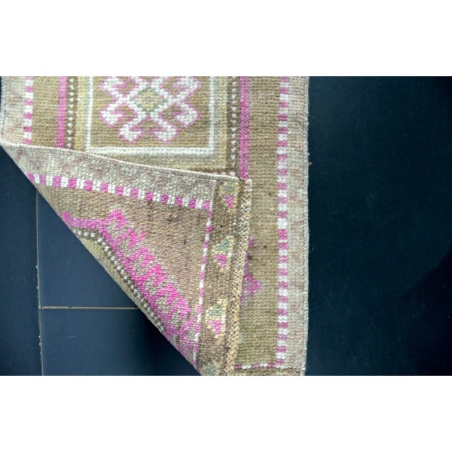 Pastel Oushak Handmade Wool Rug For Sale - Image 4 of 6