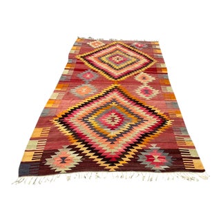 Gorgeous Vintage Turkish Kilim Rug - 74" X 133" For Sale