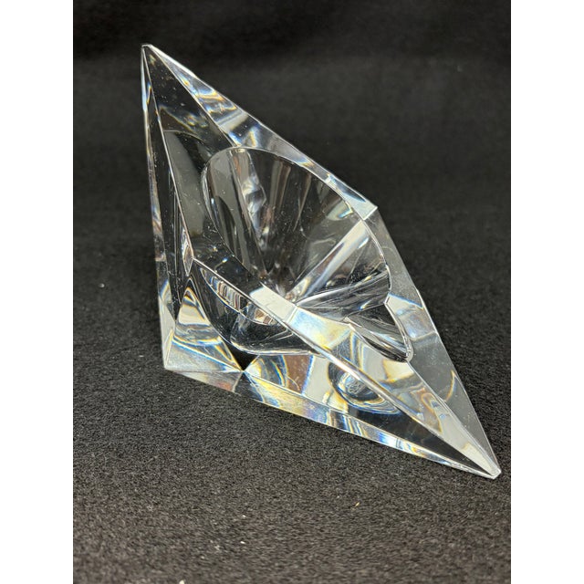 Mid-Century Modern 1950s Pair Baccarat Diamond Crystal Ashtrays For Sale - Image 3 of 8