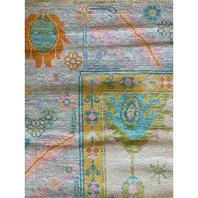 Traditional Modern Handknotted Oushak Rug in Vibrant Pink, Blue, Yellow & Green, 4' x 6' For Sale - Image 3 of 6