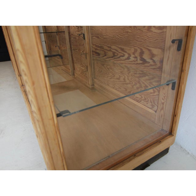 Large Mid-Century Shop Display Counter, 1930s For Sale - Image 13 of 18