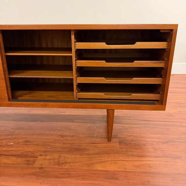 Jl Moller Vintage Model 20 Teak Sideboard For Sale - Image 11 of 15