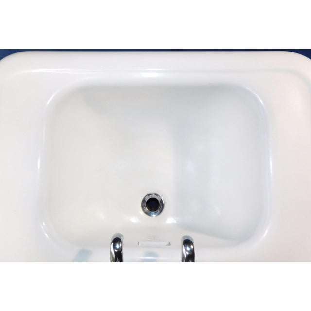 Off-white 1920s Cast Iron & Porcelain Pedestal Sink With "Central Brass" Chrome Faucets For Sale - Image 8 of 18