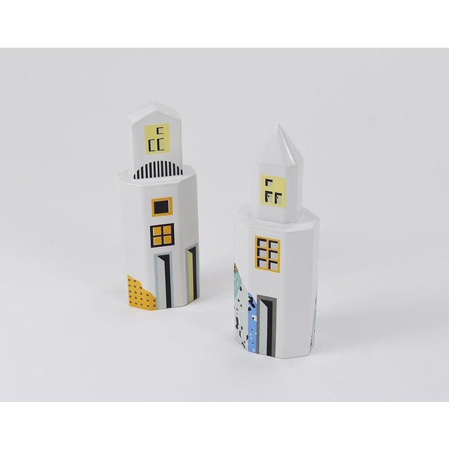 Vintage Skyscraper Salt and Pepper Shakers by Heide Warlamis, 1990, Set of 2 For Sale - Image 15 of 18